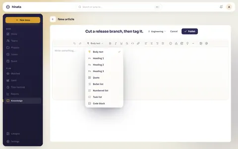 The Text style dropdown open over the article editor